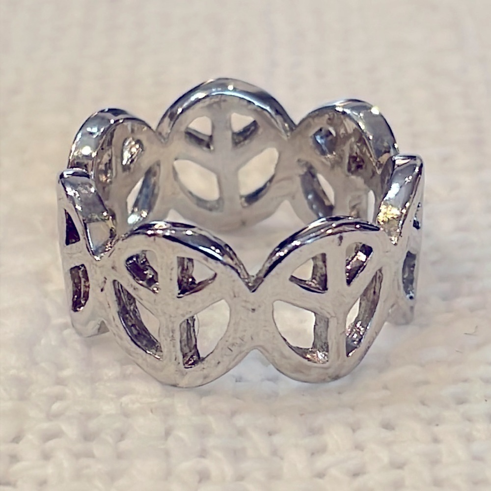 💐5/25 peace signs infinity ring silver tone nice quality